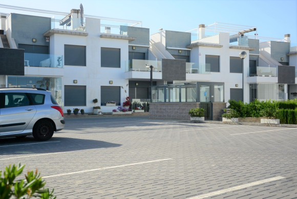 Reventa - Apartamento / piso - Pilar de la Horadada - PILAR DE LA HORADADA