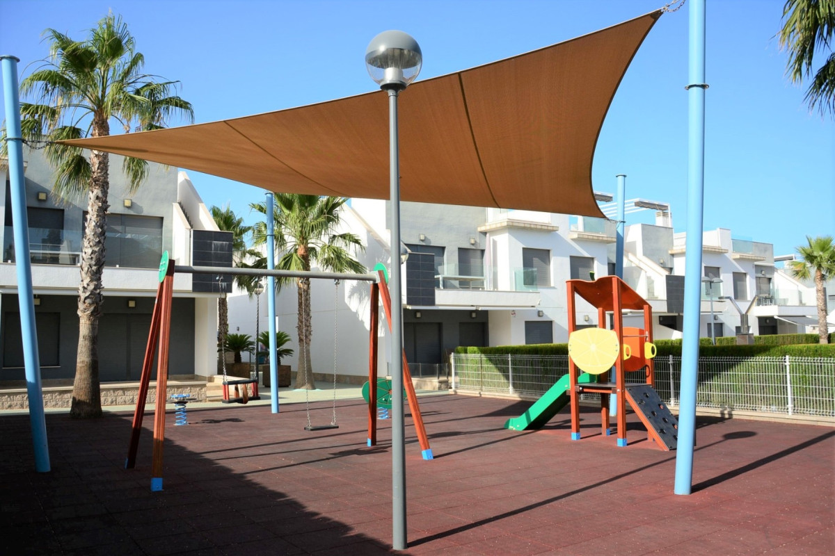 Reventa - Apartamento / piso - Pilar de la Horadada - PILAR DE LA HORADADA