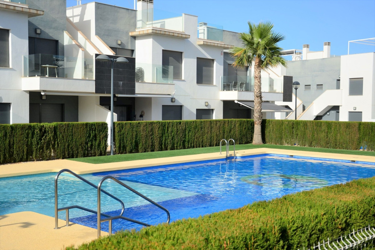 Reventa - Apartamento / piso - Pilar de la Horadada - PILAR DE LA HORADADA