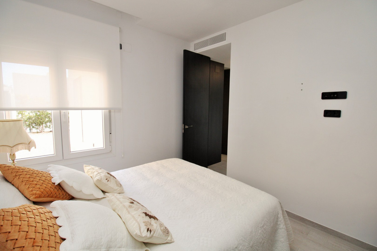 Herverkoop - Villa - Algorfa - La Finca Golf Resort