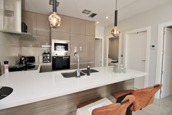 Revente - Villa - Villamartin