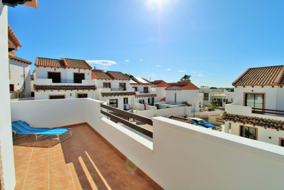 Herverkoop - Villa - Villamartin - PAU 8