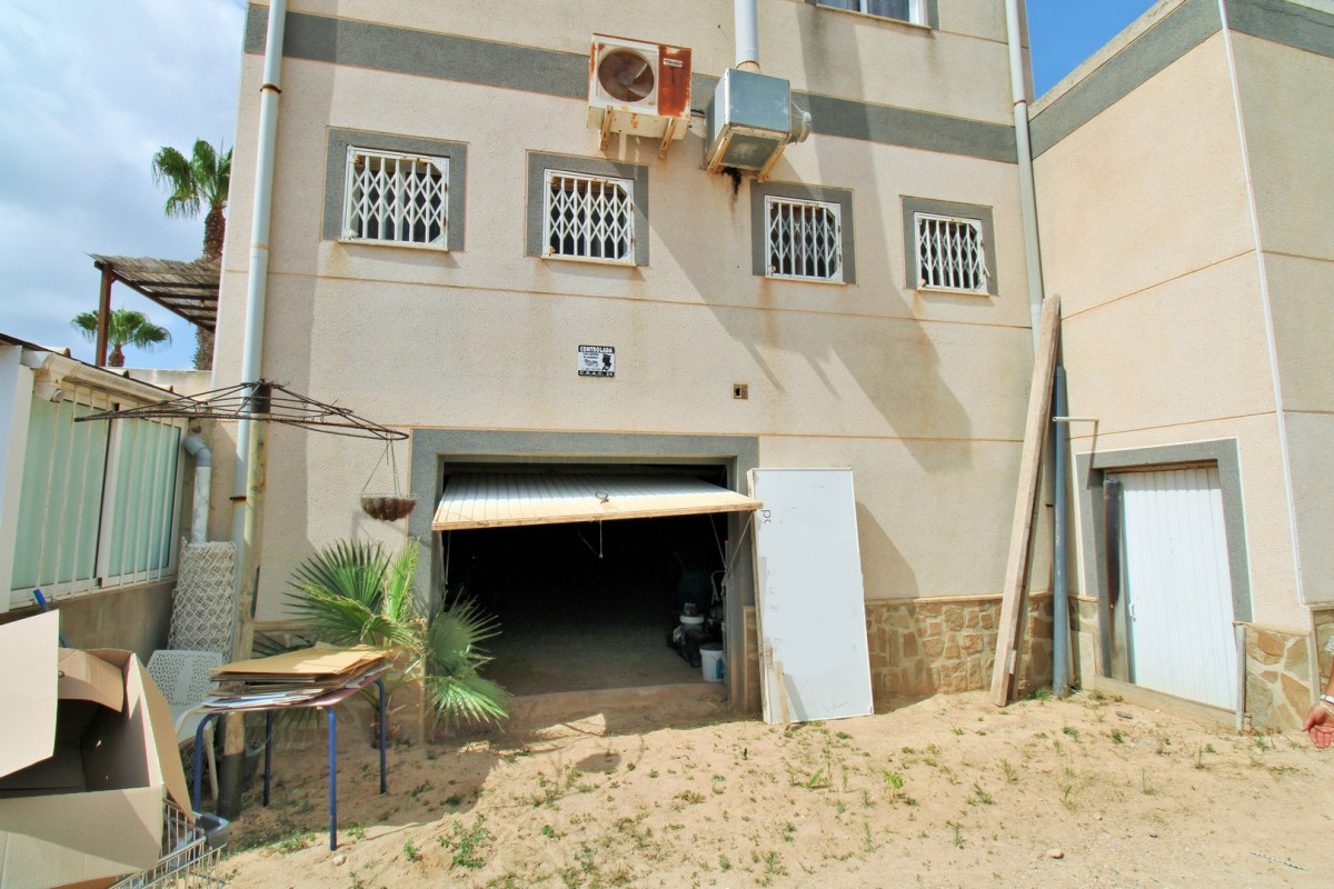 Herverkoop - Winkel Ruimte - Villamartin