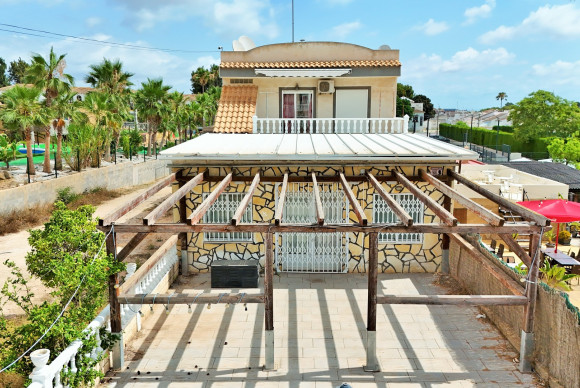 Herverkoop - Winkel Ruimte - Villamartin