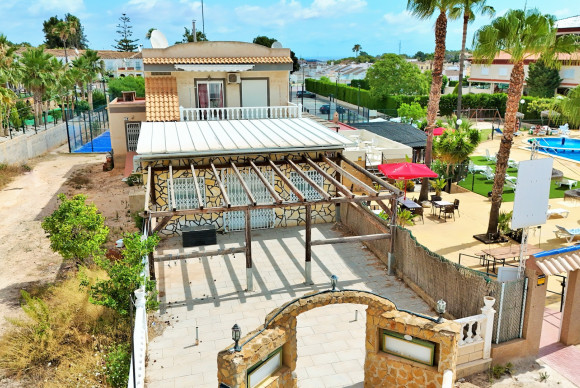 Herverkoop - Winkel Ruimte - Villamartin