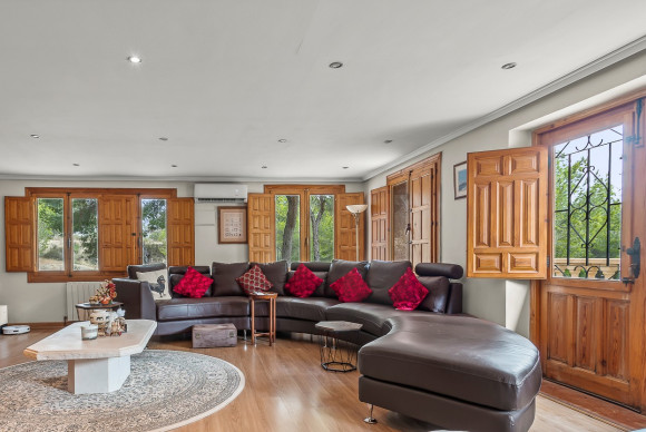 Herverkoop - Landelijke Woning-Finca - Torremendo