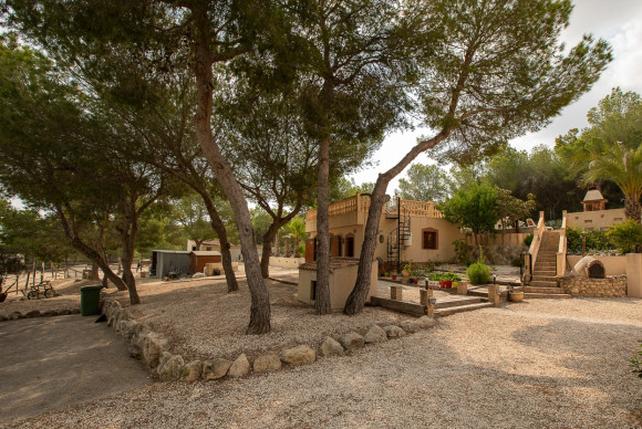 Herverkoop - Landelijke Woning-Finca - Torremendo