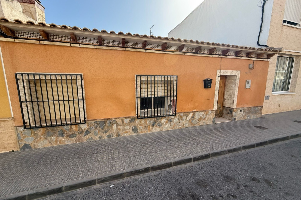 Resale - Townhouse - Los Montesinos