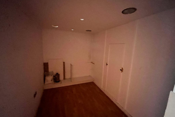 Herverkoop - Winkel Ruimte - Algorfa - La Finca Golf Resort