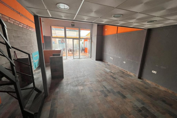 Herverkoop - Winkel Ruimte - Algorfa - La Finca Golf Resort