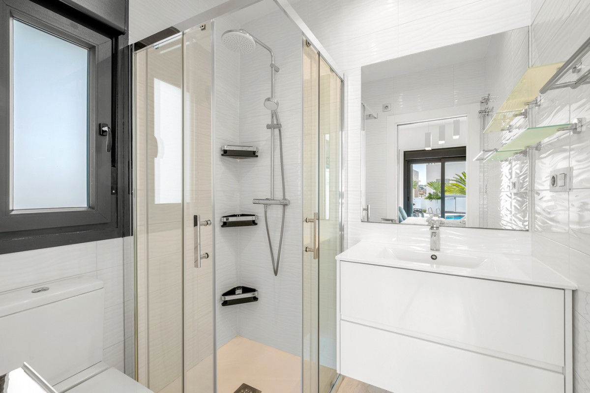 Herverkoop - Villa - Orihuela Costa - Villamartín