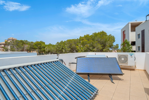 Herverkoop - Villa - Orihuela Costa - Villamartín