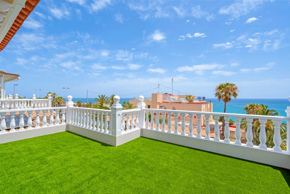 Herverkoop - Villa - Torrevieja