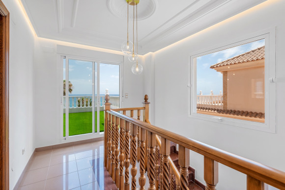 Herverkoop - Villa - Torrevieja