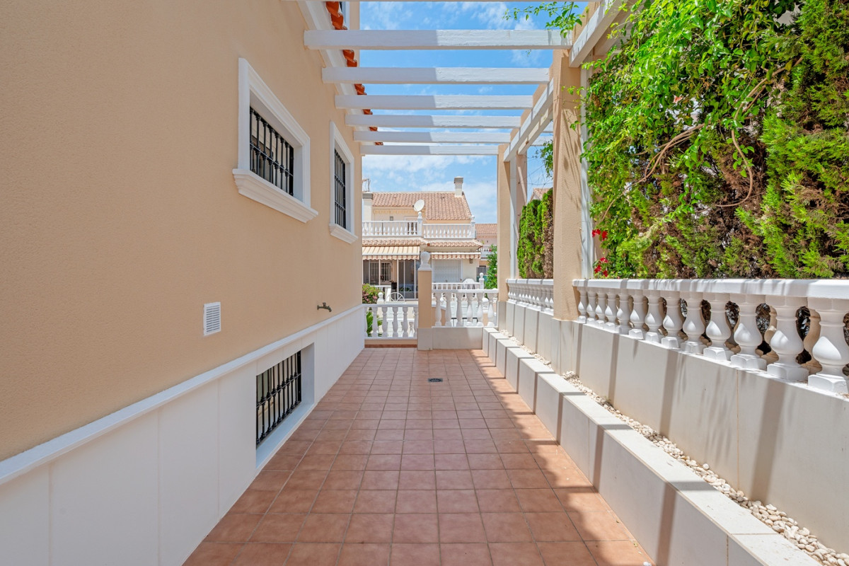 Herverkoop - Villa - Torrevieja