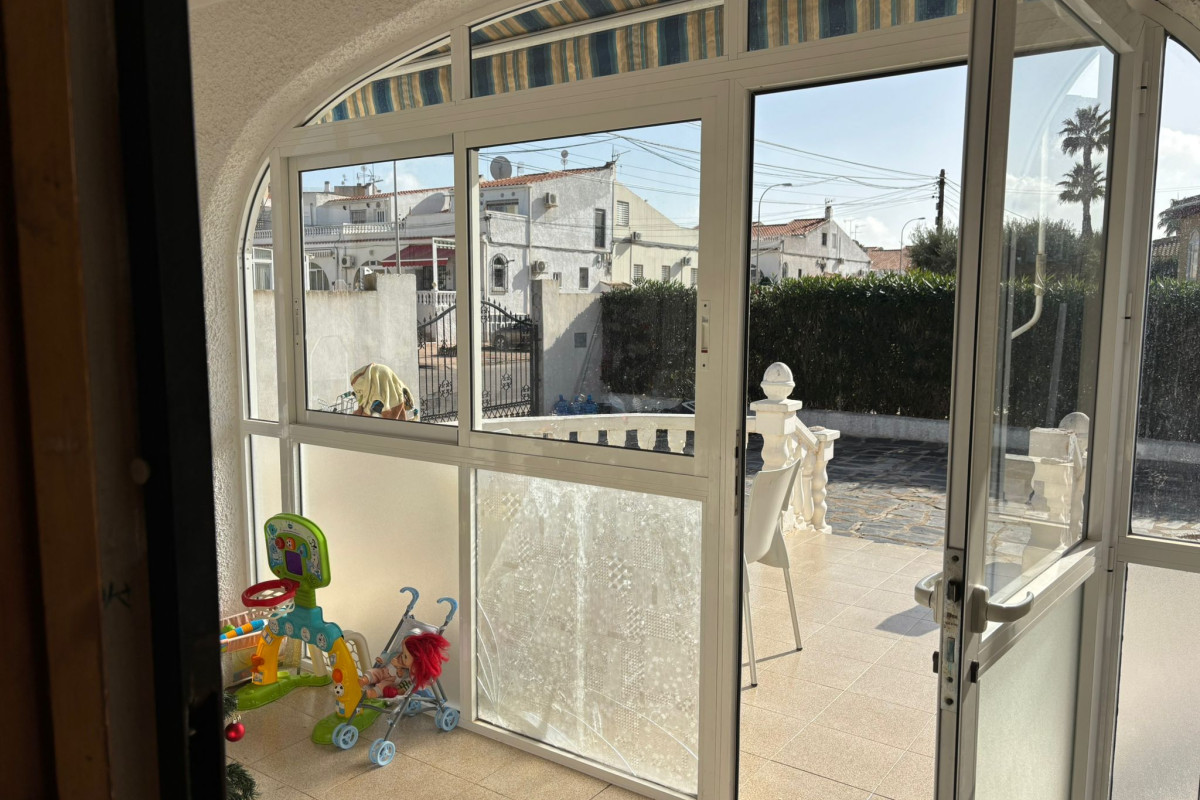 Reventa - Chalet Independiente - Torrevieja