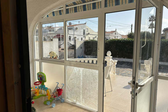 Reventa - Chalet Independiente - Torrevieja