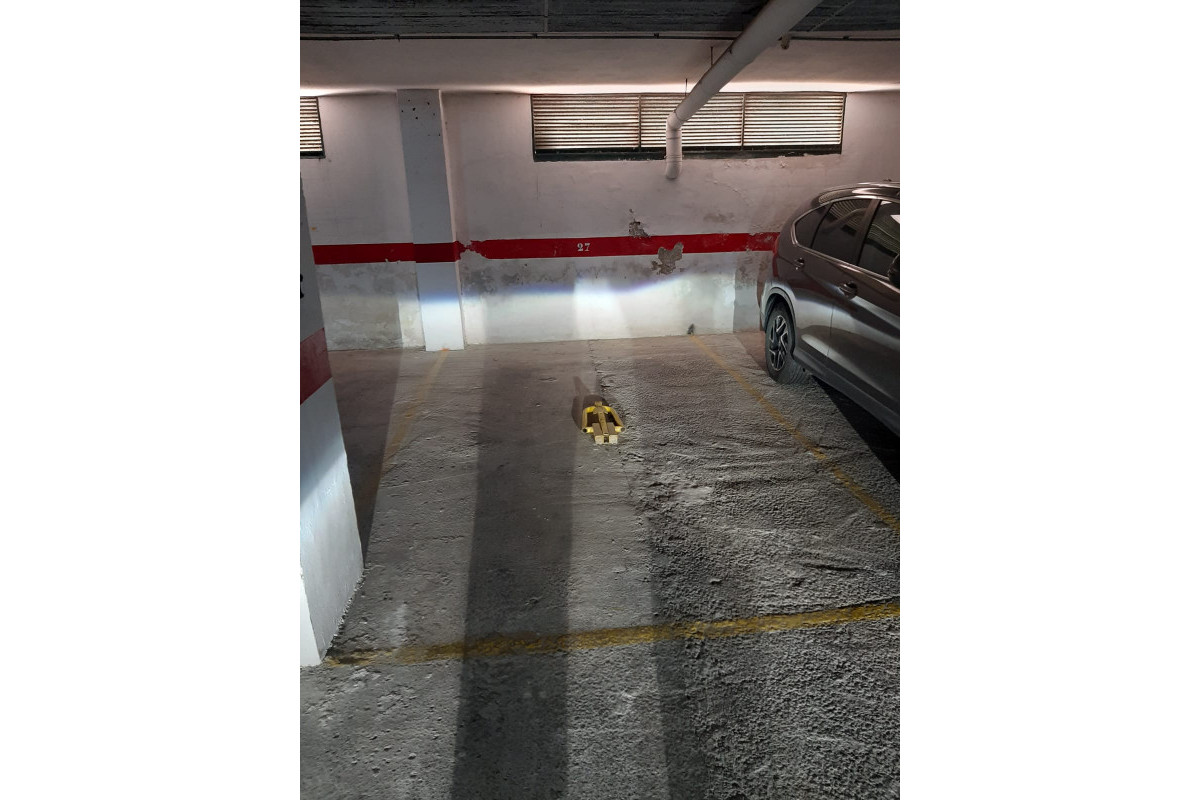 Resale - Garaje - Torrevieja