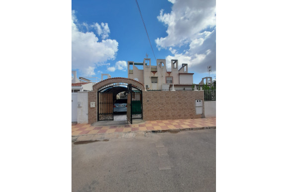 Resale - Townhouse - Torrevieja