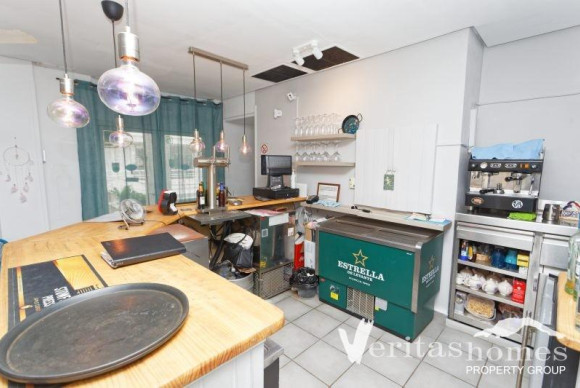 Resale - Commercial Unit - Mojacar Playa