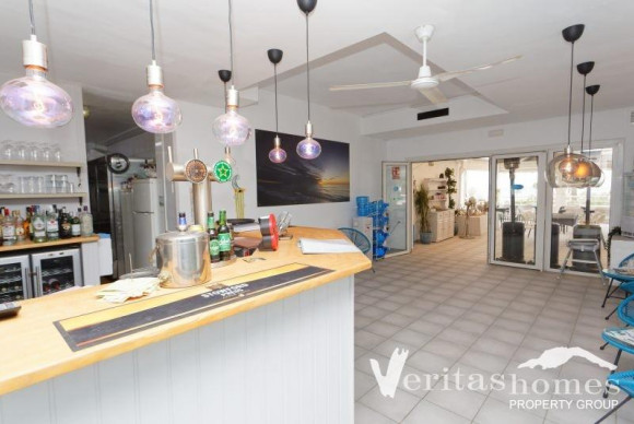 Resale - Commercial Unit - Mojacar Playa