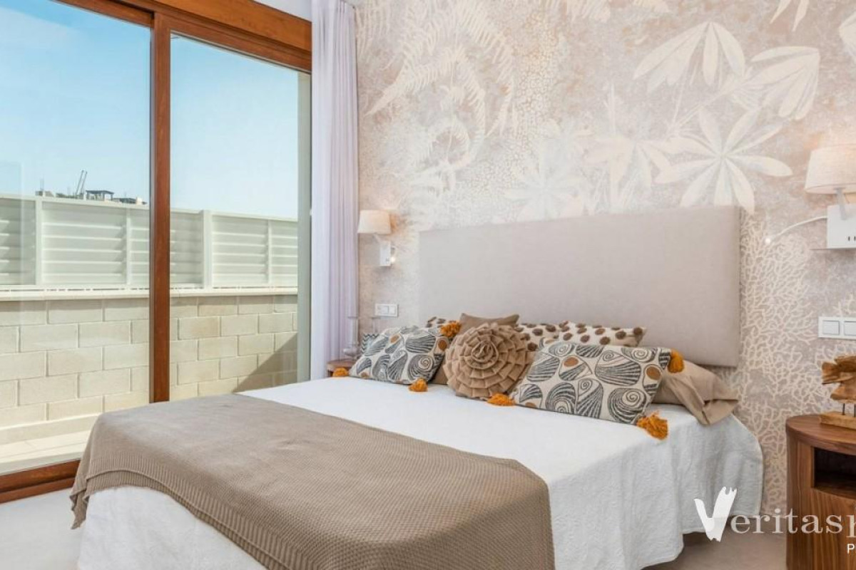 Resale - Villa - Vera Playa