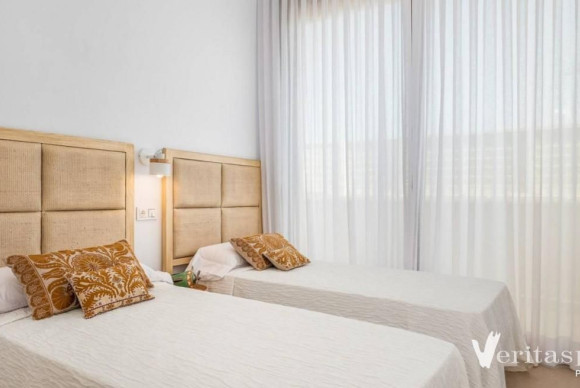 Resale - Villa - Vera Playa