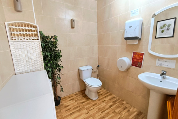 Reventa - Local Comercial - Villamartin