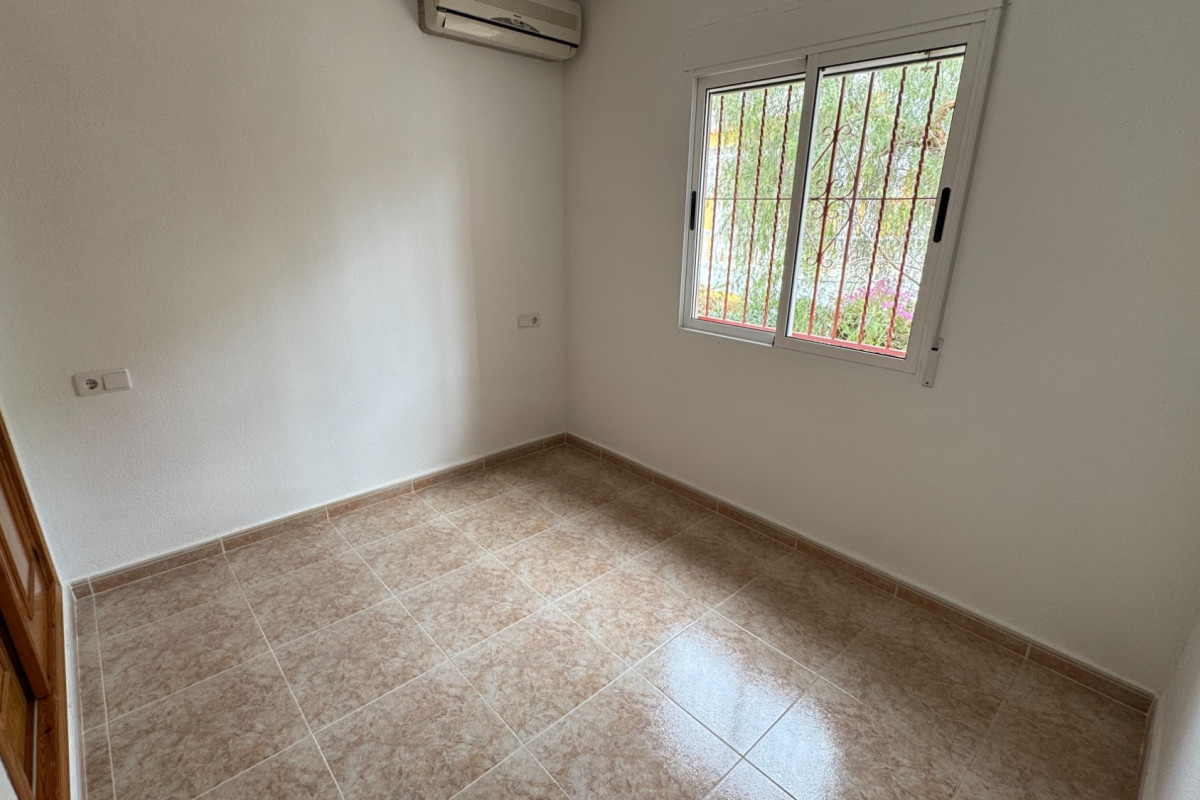 Resale - Detached Villa - Algorfa