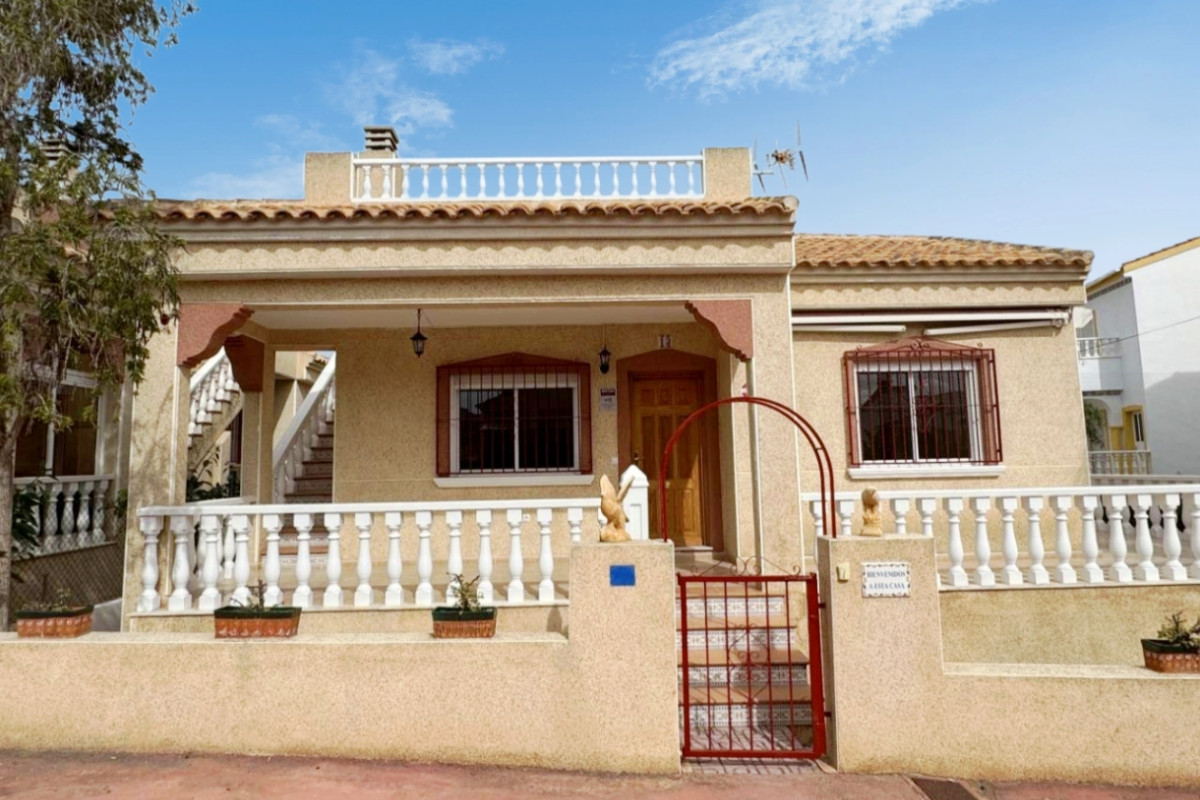 Resale - Detached Villa - Algorfa