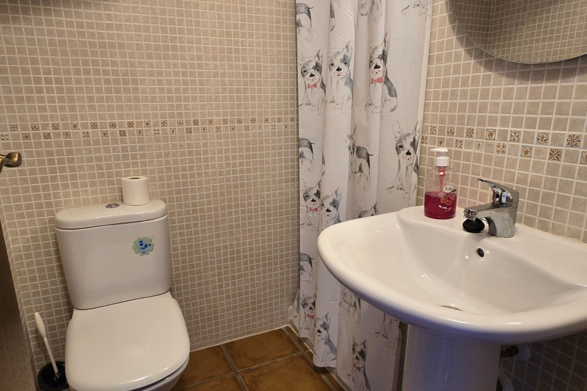 Reventa - Casa semi independiente - Algorfa