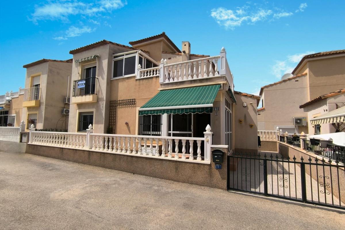 Resale - Detached Villa - Algorfa