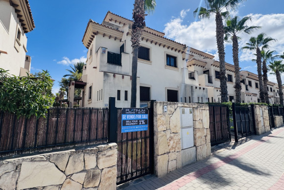 Resale - Semi Detached Villa - Algorfa