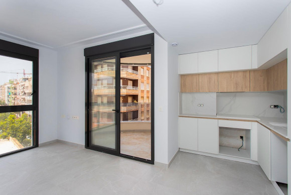 Reventa - Apartamento / piso - Torrevieja - Paseo maritimo