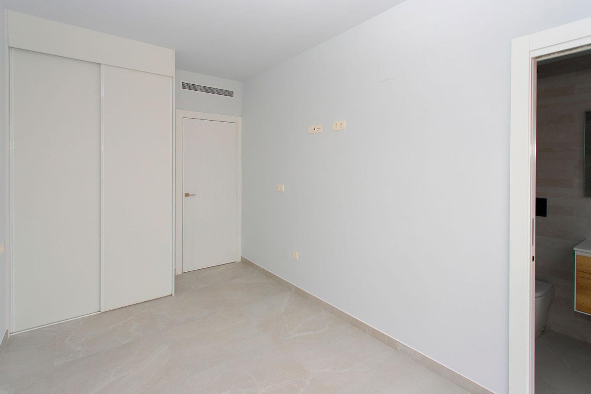 Reventa - Apartamento / piso - Torrevieja - Paseo maritimo