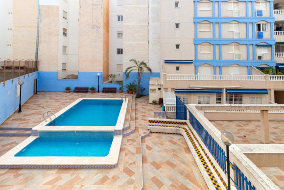 Herverkoop - Appartement  - Torrevieja - Playa de los locos