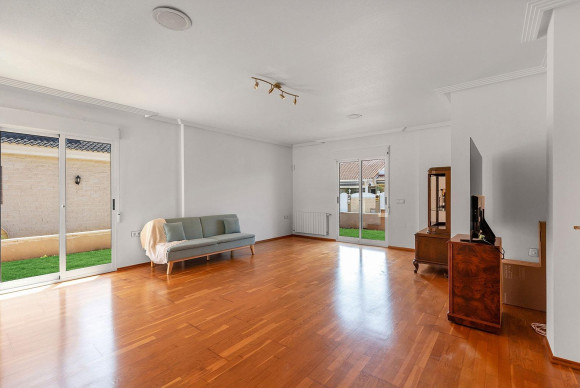 Reventa - Villa - Pilar de la Horadada - La Torre de la Horadada