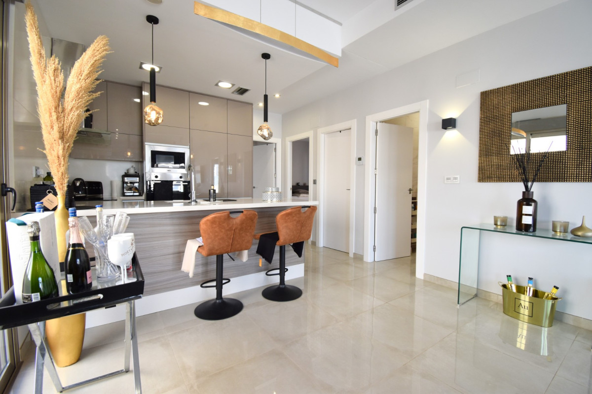 Herverkoop - Vrijstaande Villa - Orihuela Costa - Villamartin