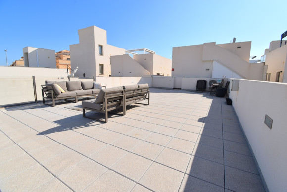 Herverkoop - Vrijstaande Villa - Orihuela Costa - Villamartin