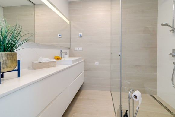 Resale - Apartment  - Las Colinas Golf Resort