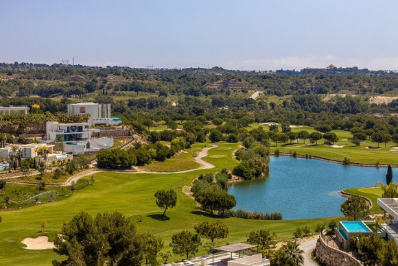 Resale - Apartment  - Las Colinas Golf Resort