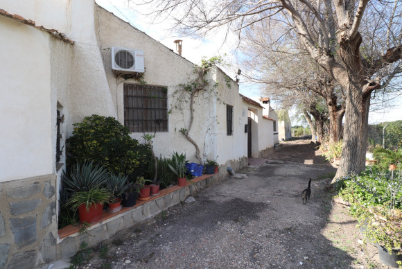 Herverkoop - Vrijstaande Villa - Heredades - Heredades - Village