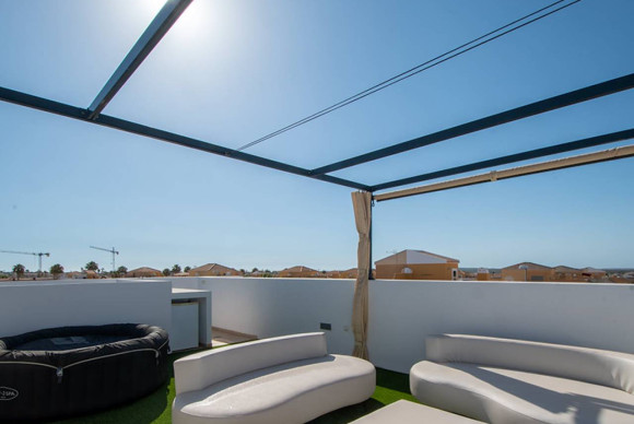 Herverkoop - Vrijstaande Villa - Ciudad Quesada - Doña Pepa