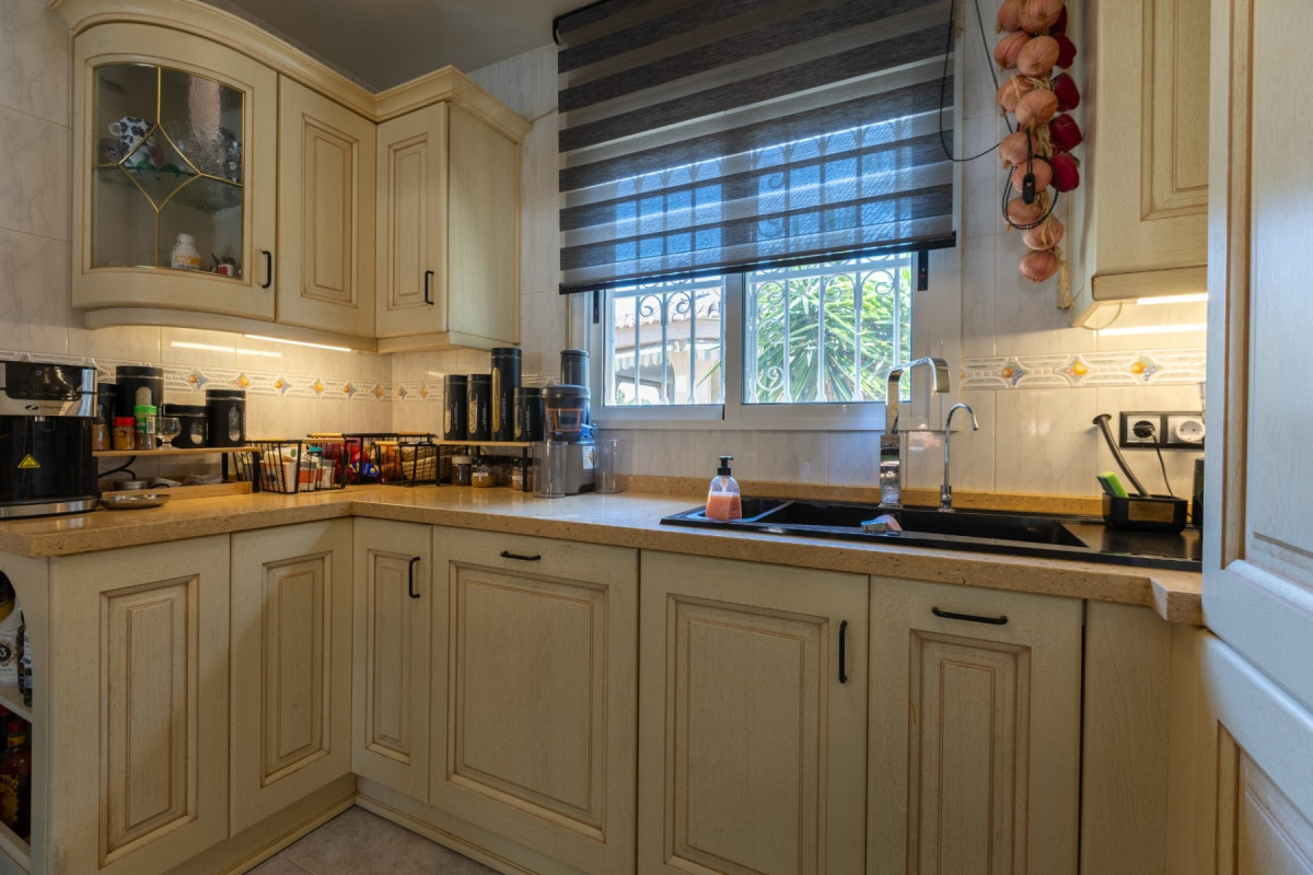 Herverkoop - Vrijstaande Villa - Benimar - Benimar I