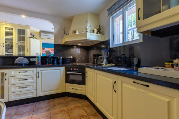 Herverkoop - Vrijstaande Villa - Benimar - Benimar I