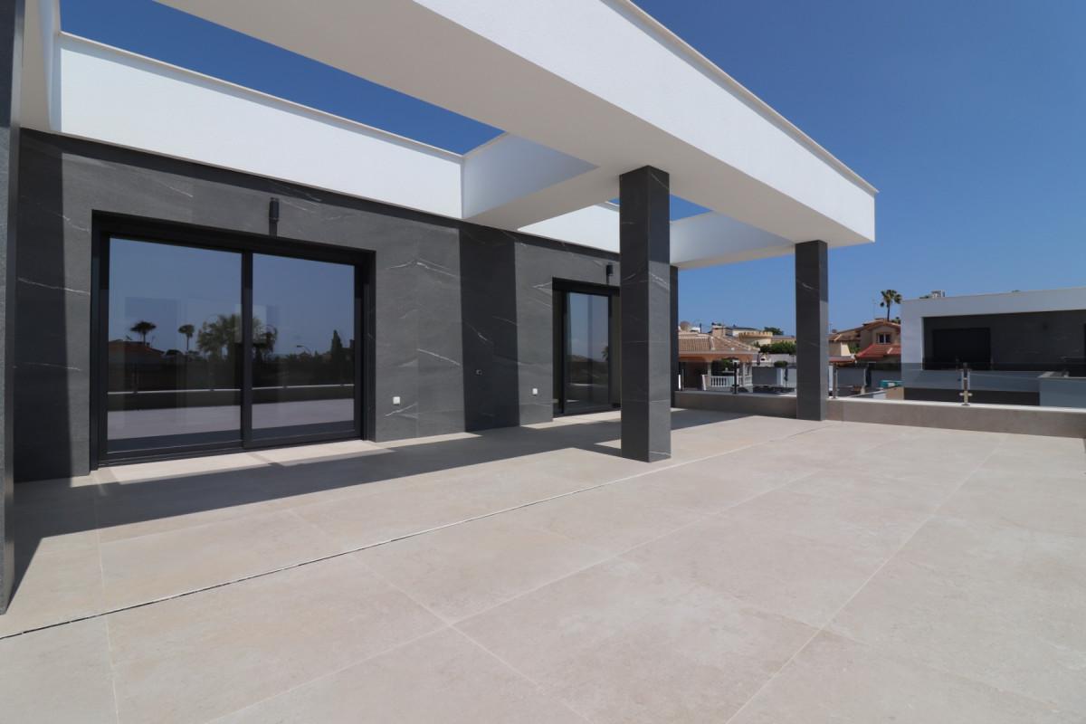 Herverkoop - Vrijstaande Villa - Ciudad Quesada - Ciudad Quesada - Town