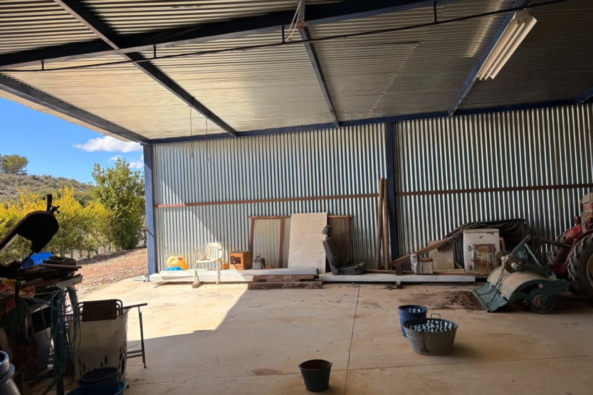 Resale - Country House - PINOSO