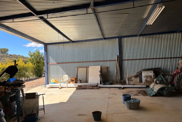 Resale - Country House - PINOSO