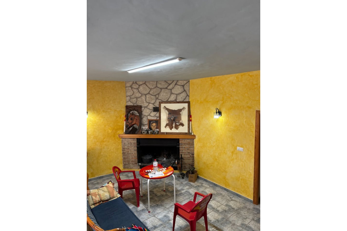 Resale - Country House - PINOSO