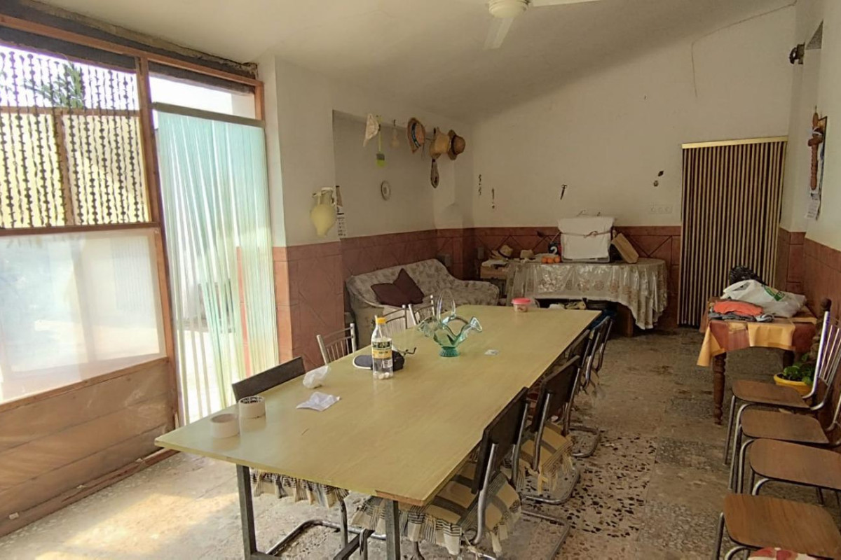 Resale - Country House - Elche